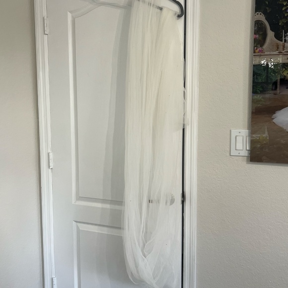 Milla Nova Wedding Gown Dress (Vincenza Collection) - Picture 10 of 14